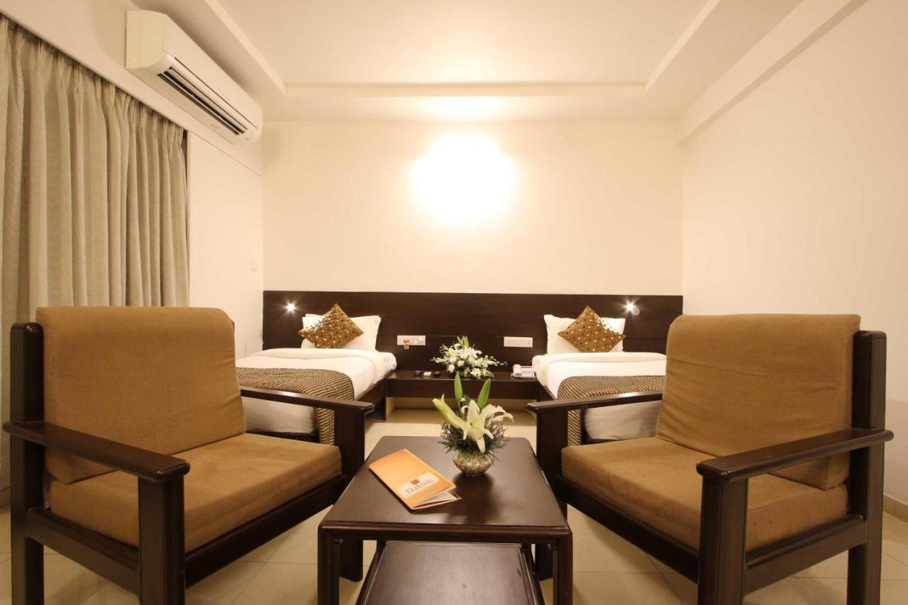 Prakruti Resort Vadodara Kültér fotó